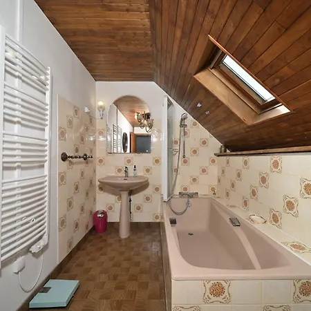 La Maison Bayle בית נופש